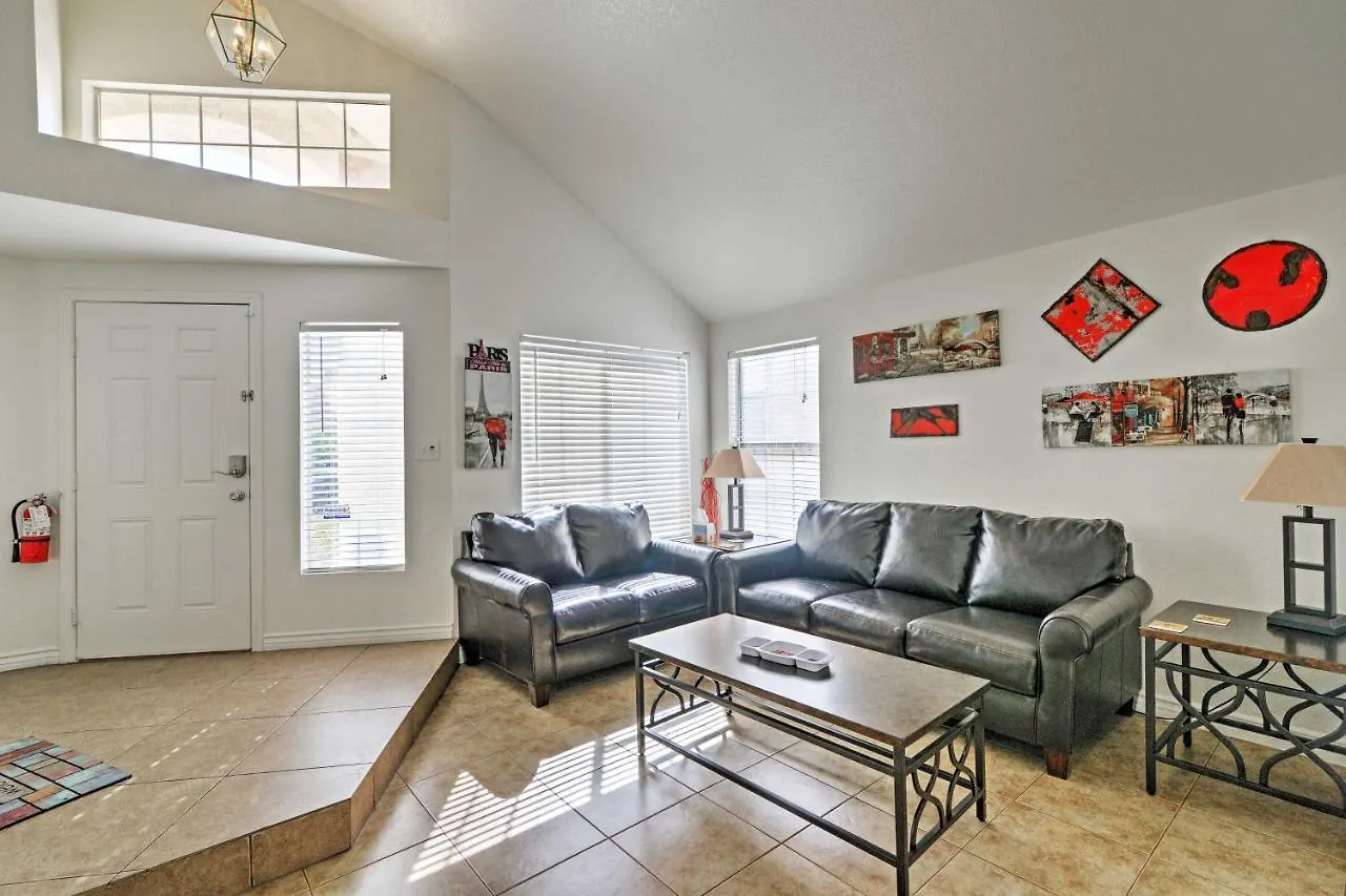 Spacious Las Vegas Home - Near Golfing And Hiking! 0*,  États-Unis